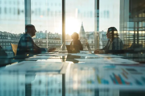 Analyse de l’impact des politiques monétaires de la Banque de France sur les divers produits d’épargne français.