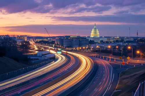 Joe Biden présente le plan de relance économique américain devant le Congrès à Washington